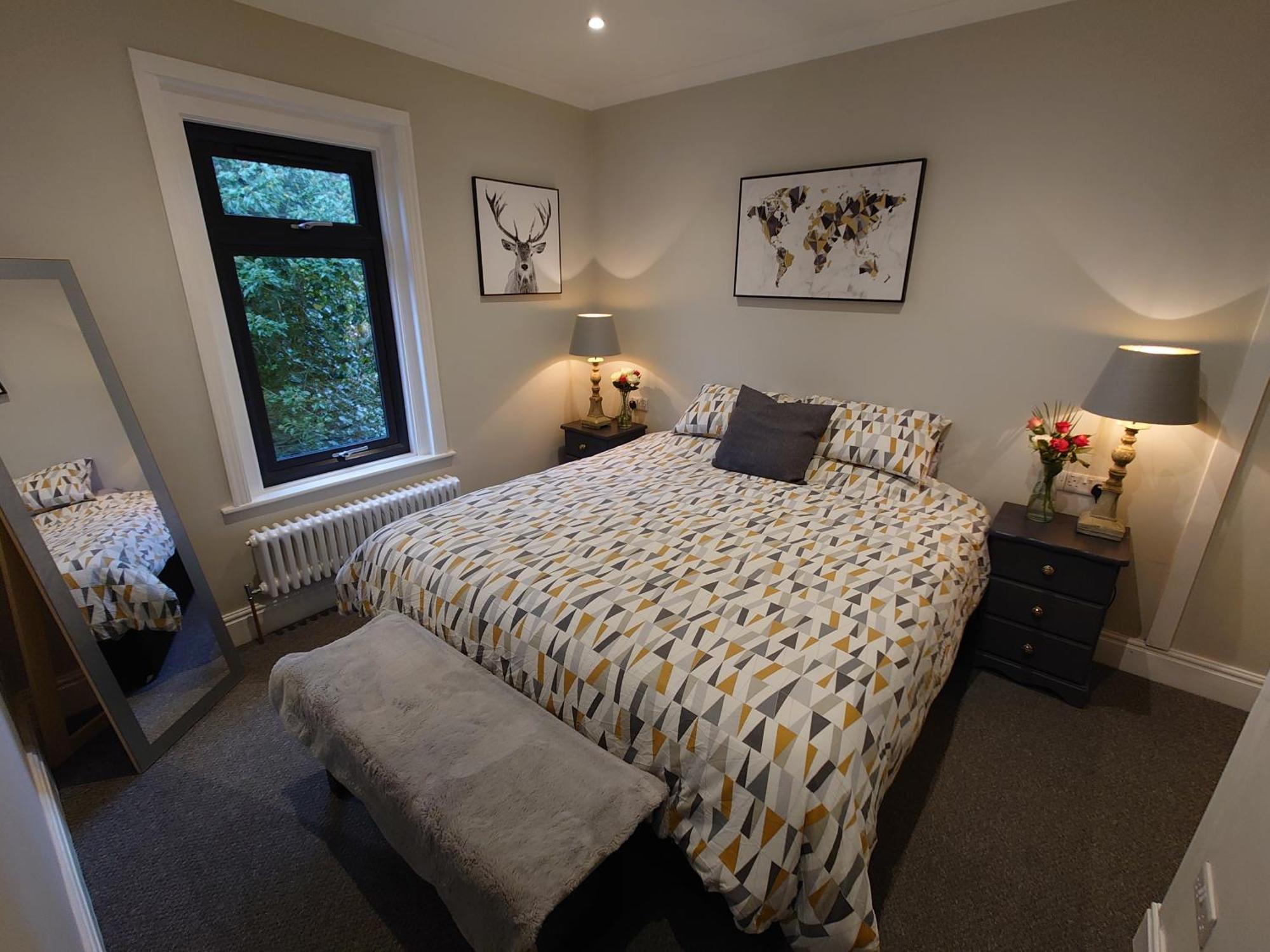 Newly Renovated 2-Bed Bungalow Bath Exterior foto